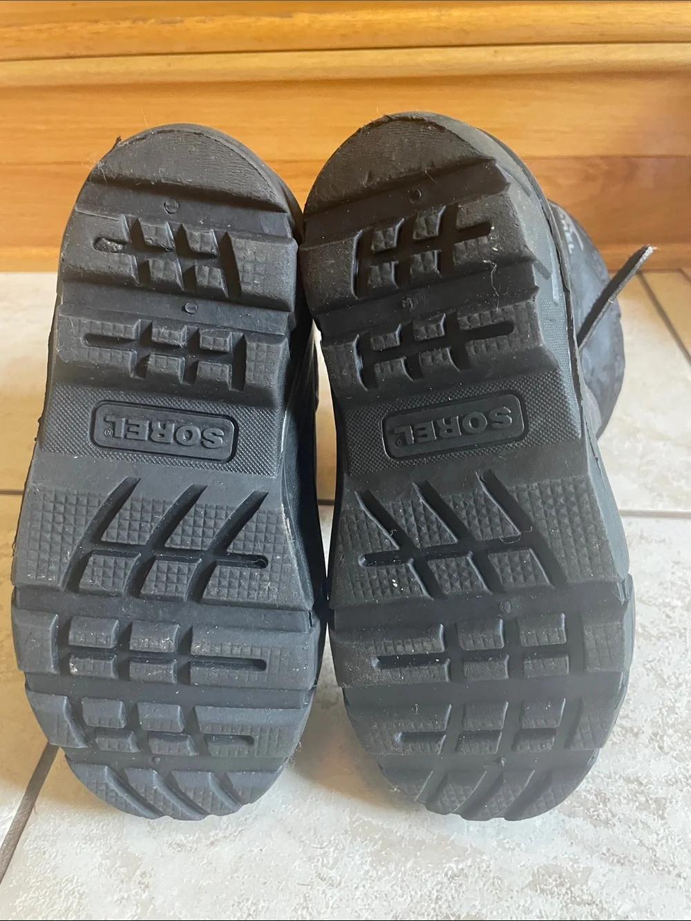 Sorel Kids Flurry Black/Gray Insulated Snow Boots